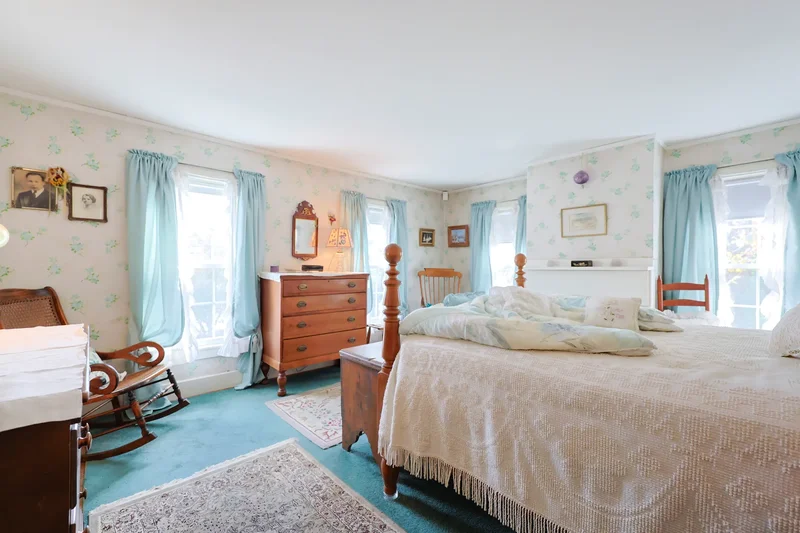 38 West Main Street , Millbury, MA 01527, Millbury, Massachusetts, United States. - Photo 20