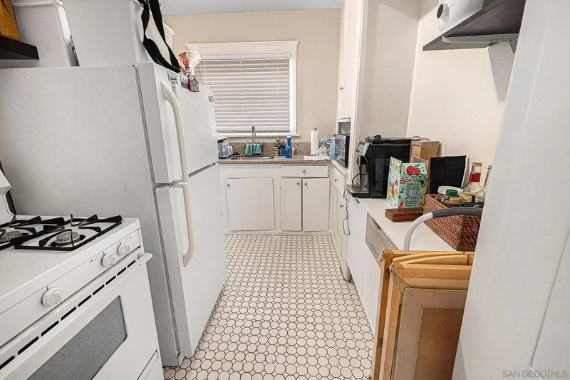 3042-48 Broadway, San Diego, California, United States. - Photo 10