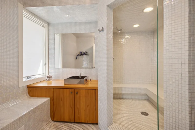 2441 Woodbridge Lane , Highland Park, IL 60035, Highland Park, Illinois, United States. - Photo 18