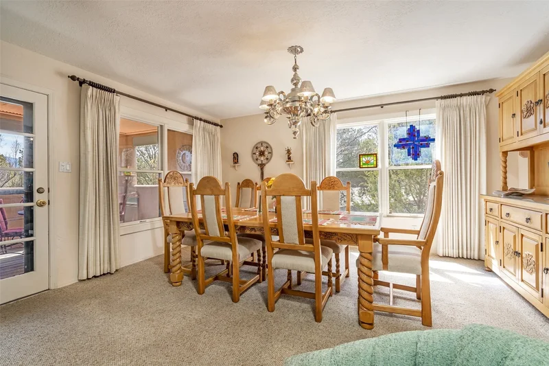 382 Calle Colina, Santa Fe, NM 87501, Santa Fe, New Mexico, United States. - Photo 22