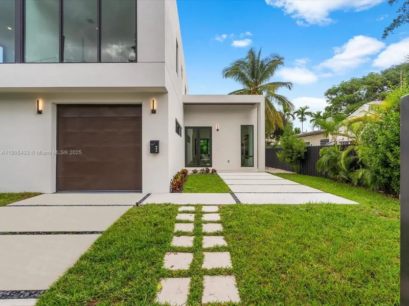 1259 SW 20th St, Miami, Florida, United States. - Photo 3