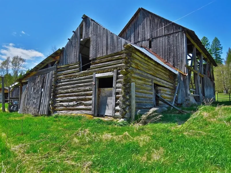 895 Mud Lake Road, Bigfork, Montana, United States. - Photo 2
