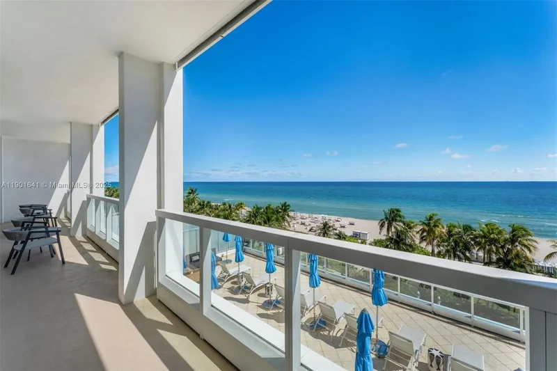 4391 Collins Ave 512, Miami Beach, Florida, United States. - Photo 19