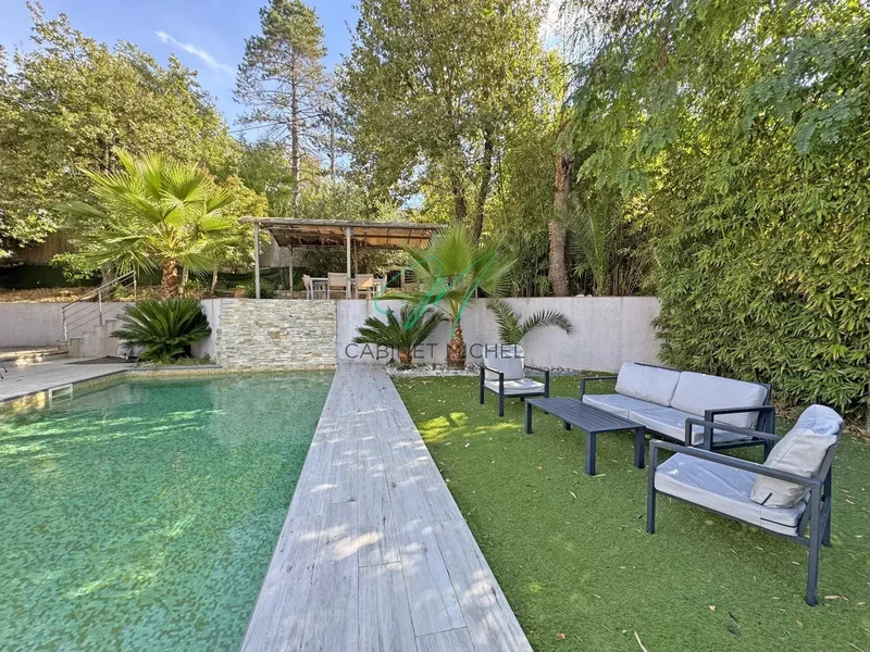 Roquefort-les-Pins, Provence-Alpes-Côte d'Azur, France. - Photo 13