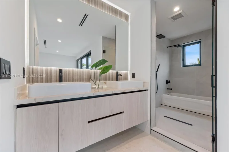 2937 SW 21st ST, Miami, Florida, United States. - Photo 16