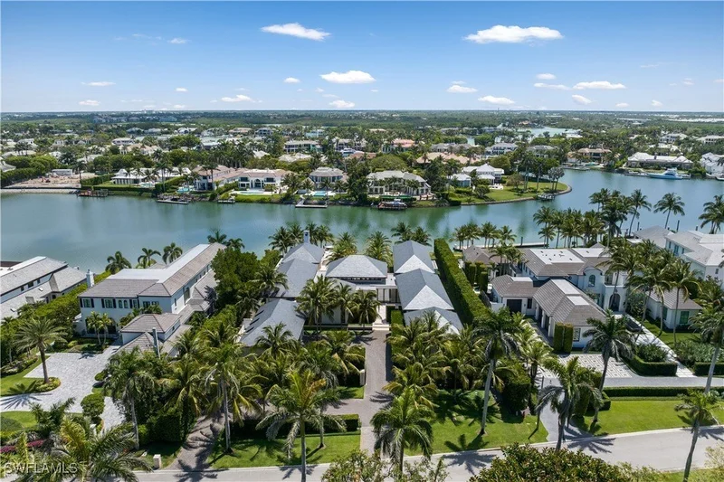 3655 Fort Charles Drive, Naples, Florida, United States. - Photo 16