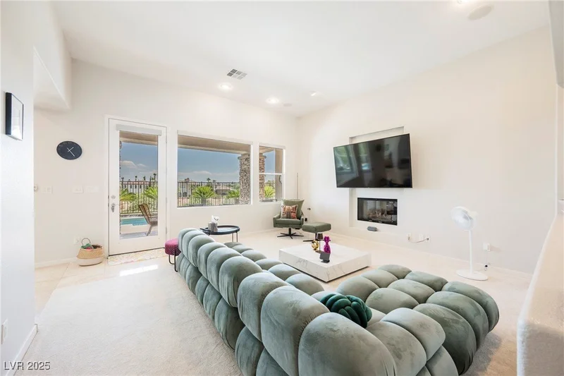 3042 Soft Horizon Way, Las Vegas, Nevada, United States. - Photo 13