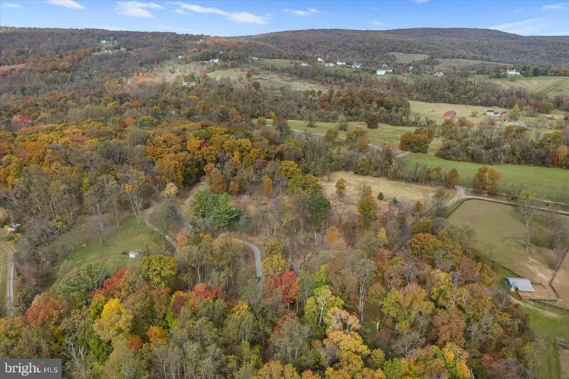 16559 WOODCHASE LN LANE, ROUND HILL, VA 20141, Round Hill, Virginia, United States. - Photo 19