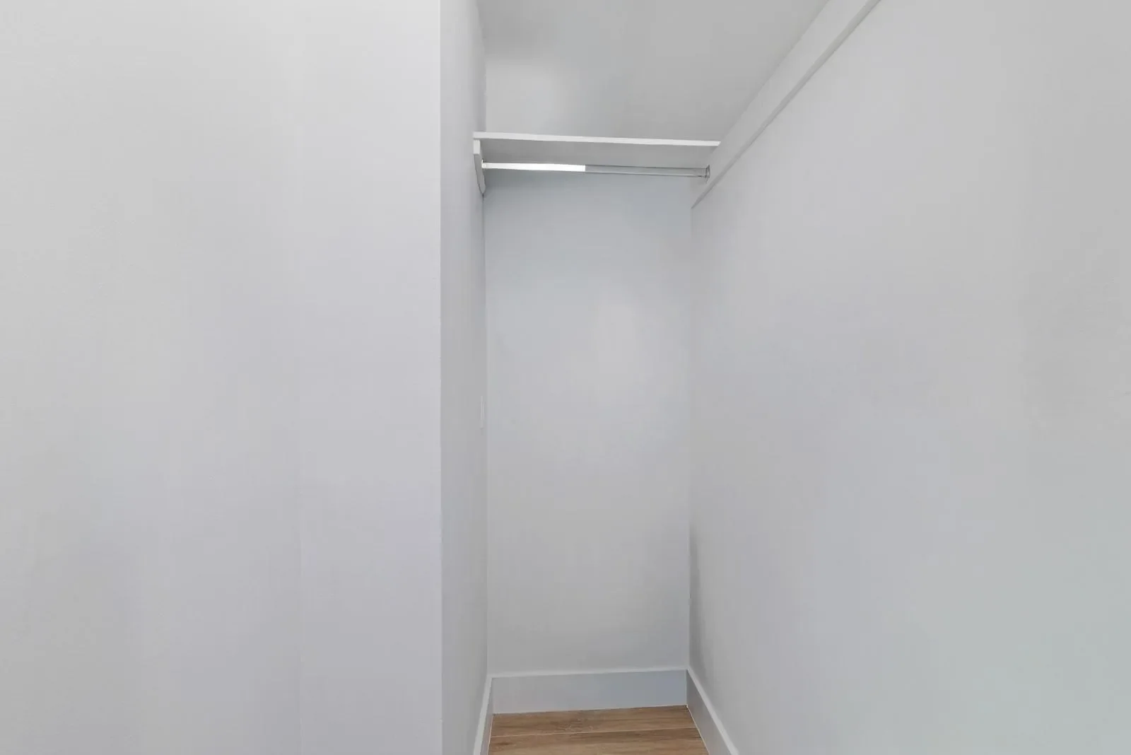2301 Collins Ave 838, Miami Beach, Florida, United States. - Photo 17