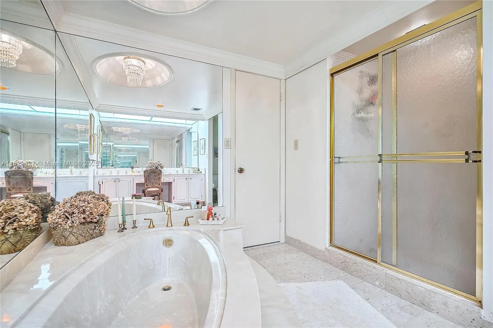 1121 Crandon Blvd F201, Key Biscayne, Florida, United States. - Photo 26