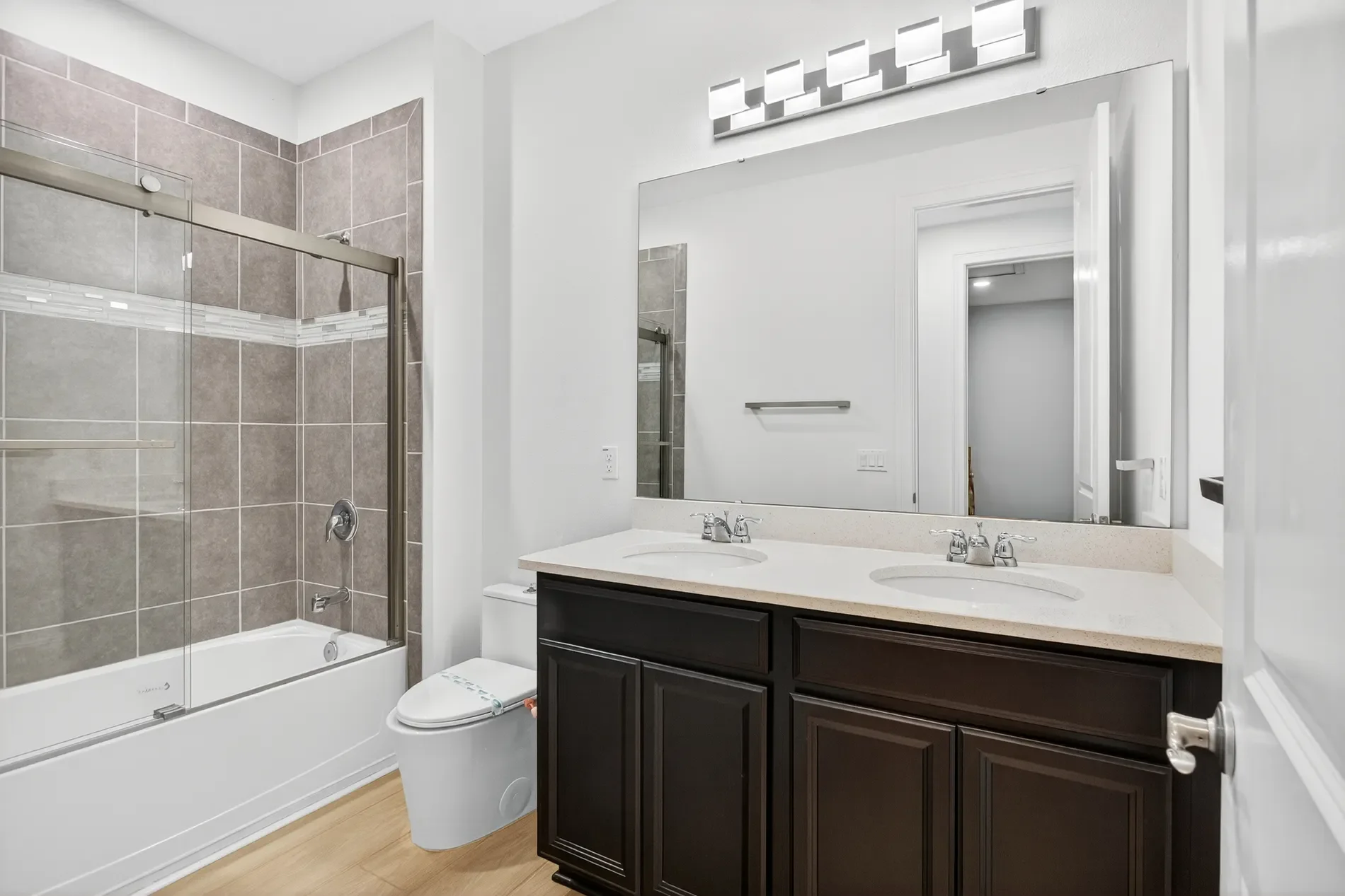 16689 Broadwater Ave, Winter Garden, FL 34787, Winter Garden, Florida, United States. - Photo 54