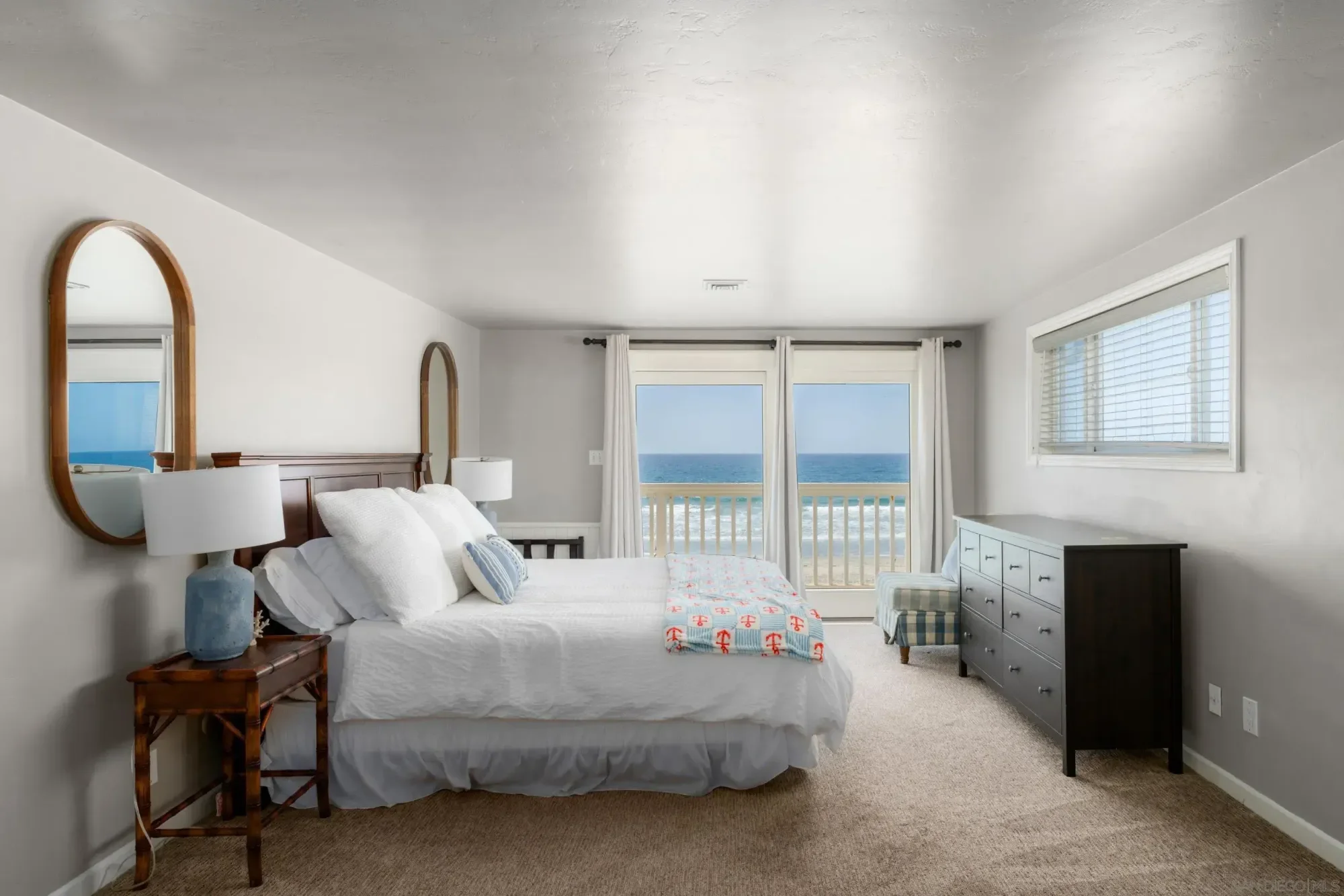 1834-1836 Ocean Front, Del Mar, California, United States. - Photo 11