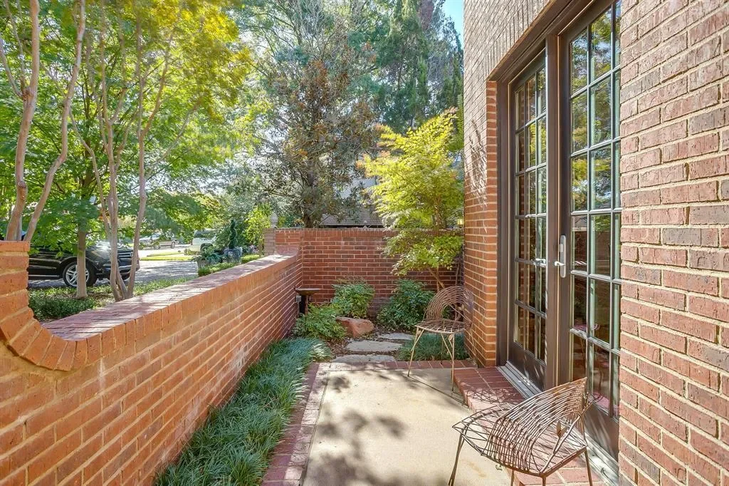 1620 Western Avenue, Fort Worth, Texas, United States. - Photo 36
