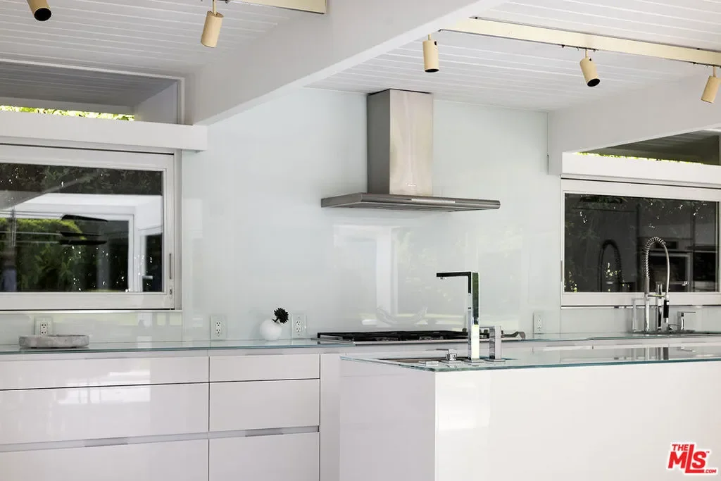 1323 S Driftwood Drive, Palm Springs, California, United States. - Photo 42