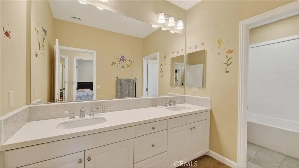72 Honeyflower, Irvine, California, United States. - Photo 21
