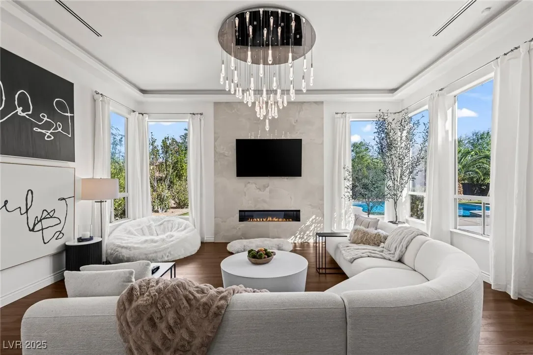 7304 Buttons Ridge Drive, Las Vegas, Nevada, United States. - Photo 12