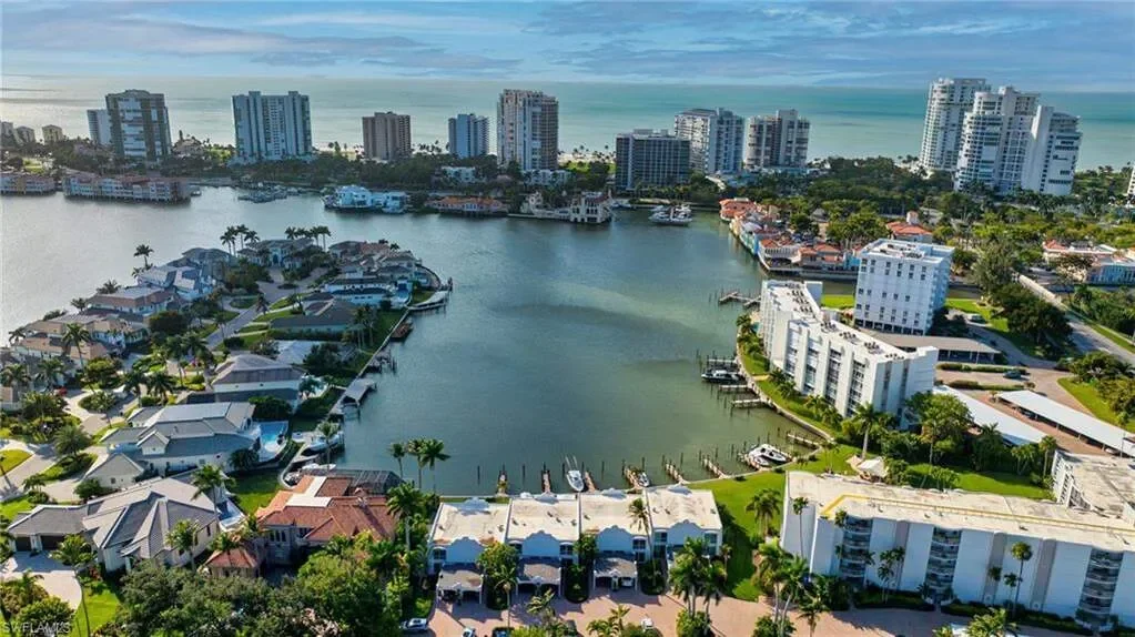 4045 Crayton RD, #4045, Naples, FL, 34103, USA, Naples, Florida, United States. - Photo 5