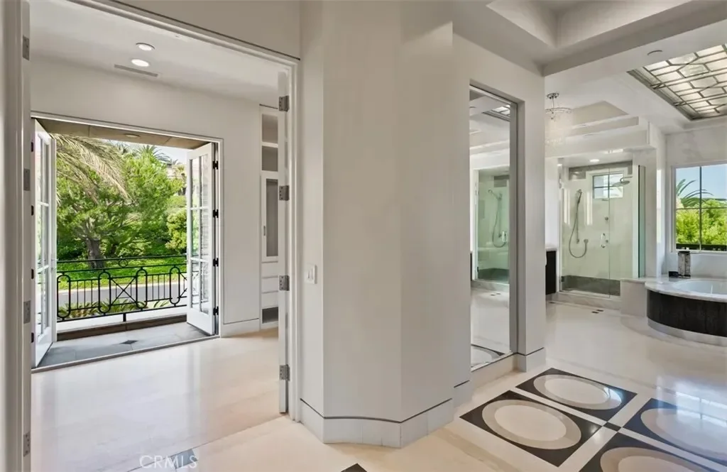 9 Shoreridge, Newport Beach, California, United States. - Photo 27