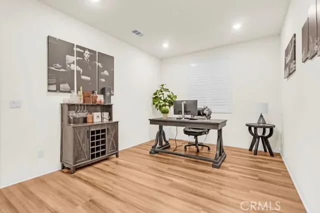 15661 Avenger Drive, Moreno Valley, CA 92551, Moreno Valley, California, United States. - Photo 33
