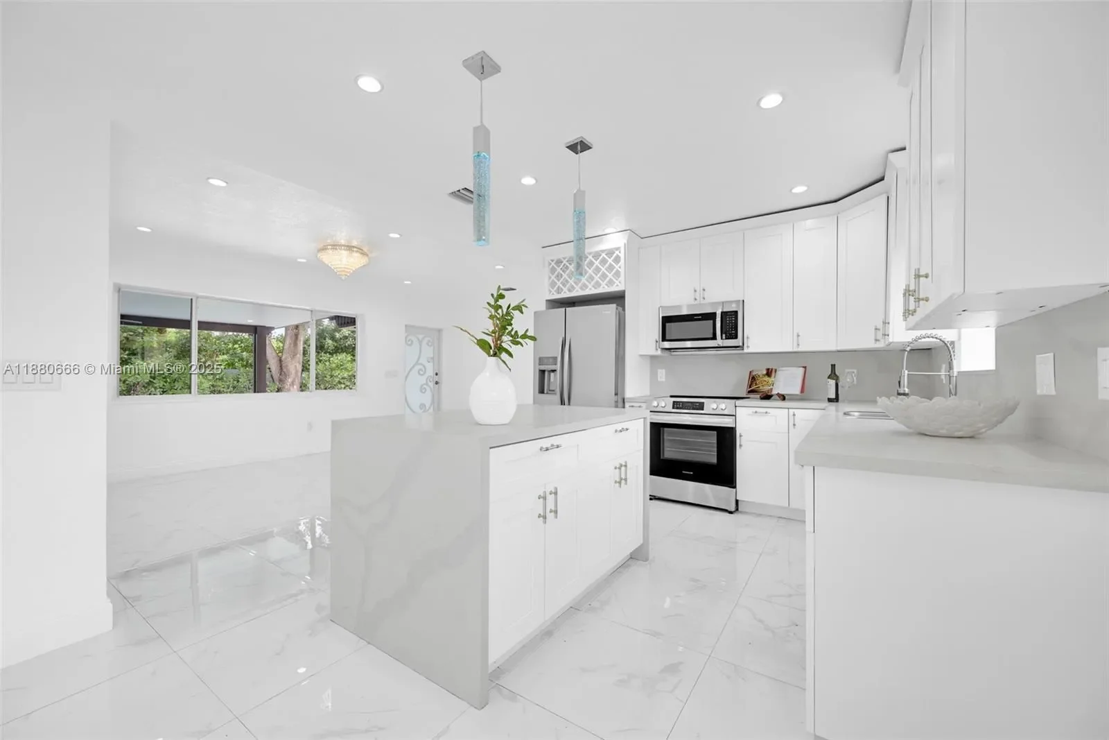 Gallery photo 2