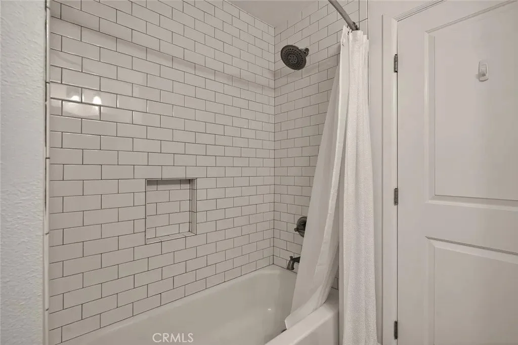 2428 Vista Hogar, Newport Beach, California, United States. - Photo 23