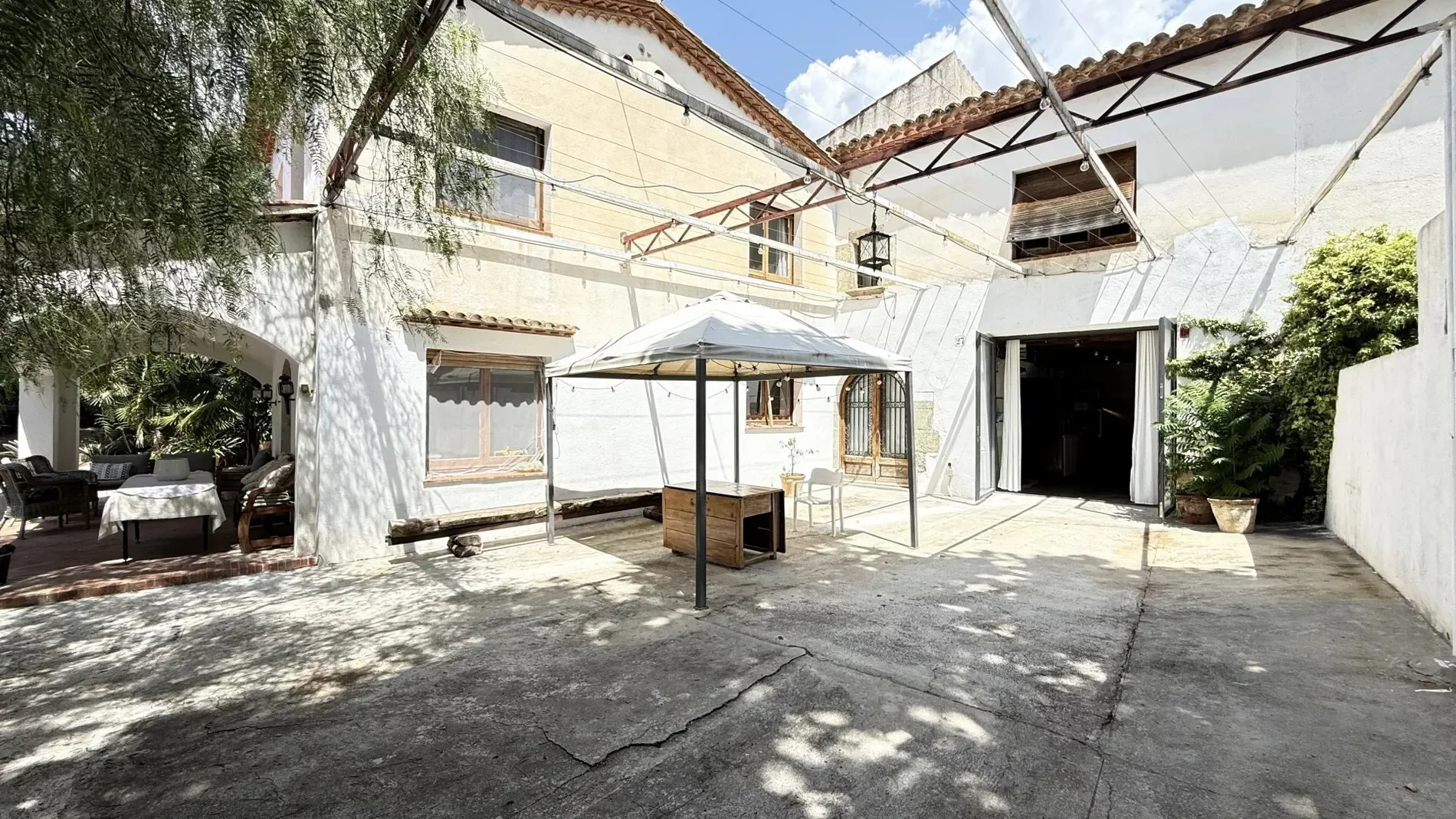 Sant Andreu de Llavaneres, Catalonia, Spain. - Photo 10