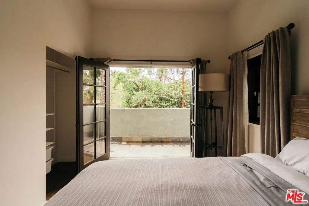 816 Hyperion Avenue, Los Angeles, California, United States. - Photo 25