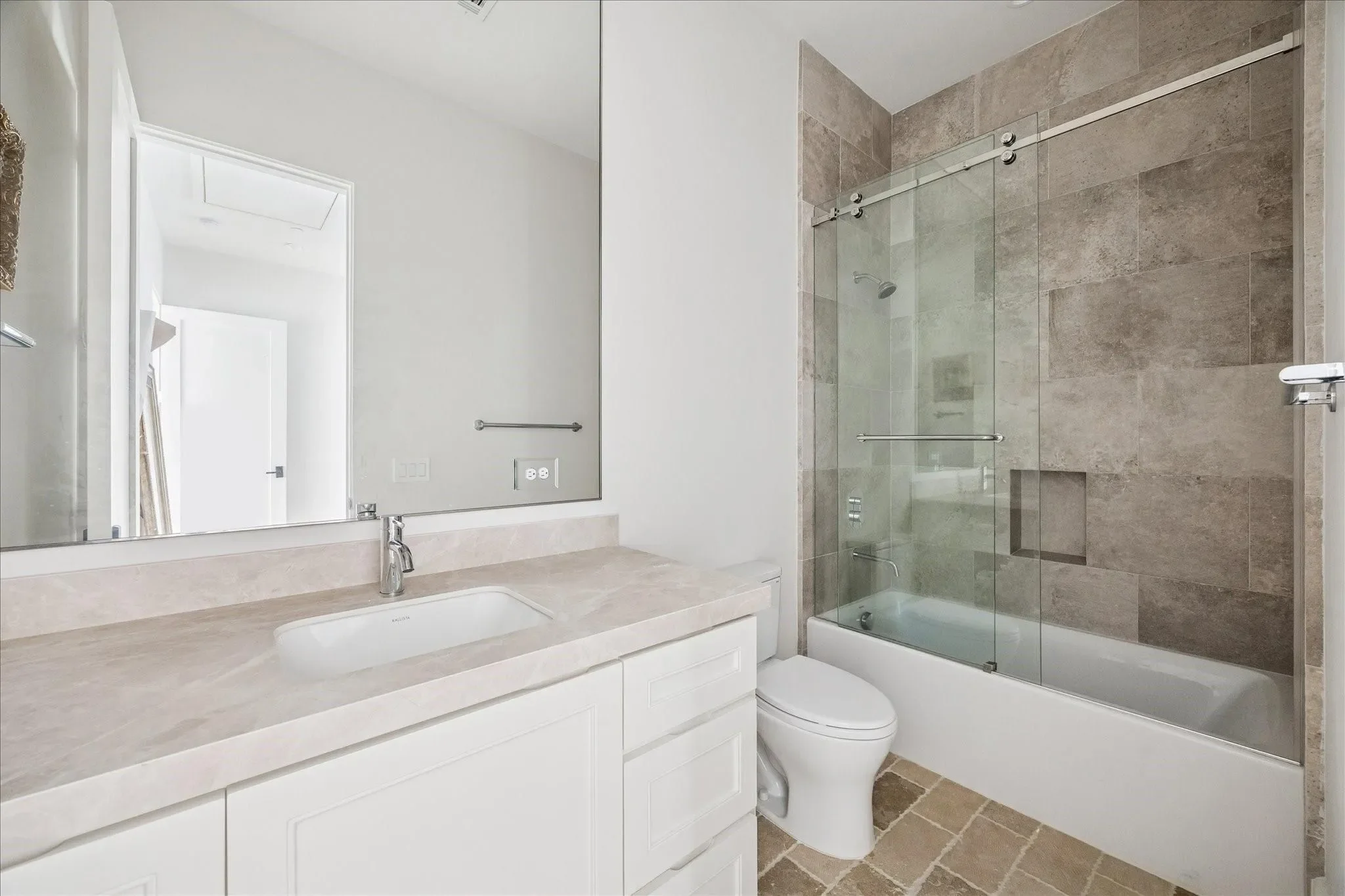 7 Hedwig Shadows Drive, Houston, Texas, United States. - Photo 35