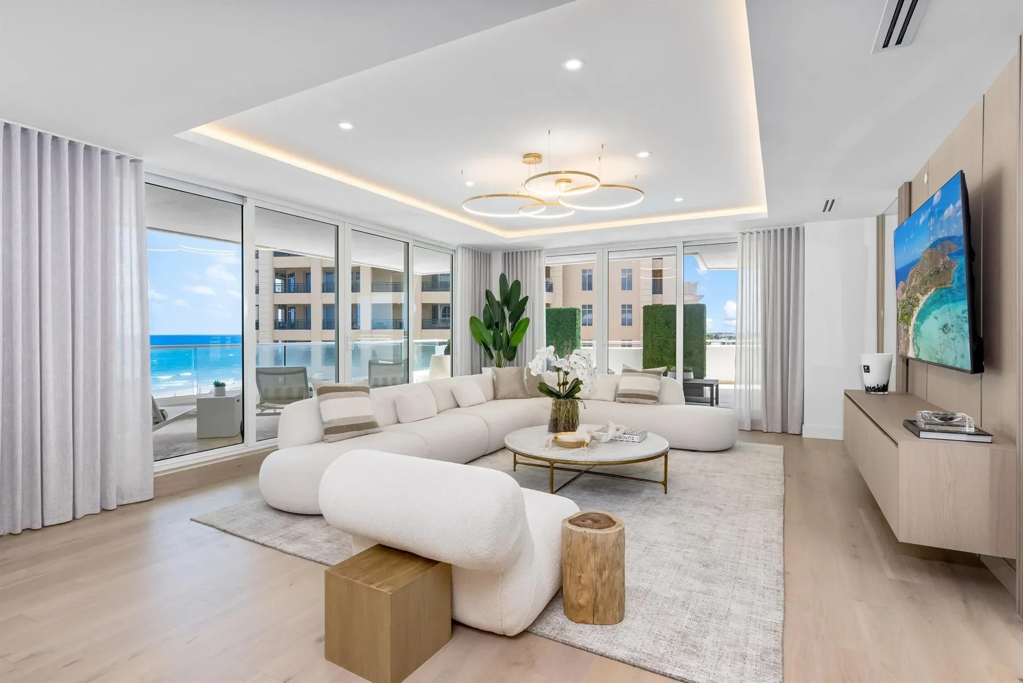 2494 S Ocean Boulevard, Boca Raton, Florida, United States. - Photo 2