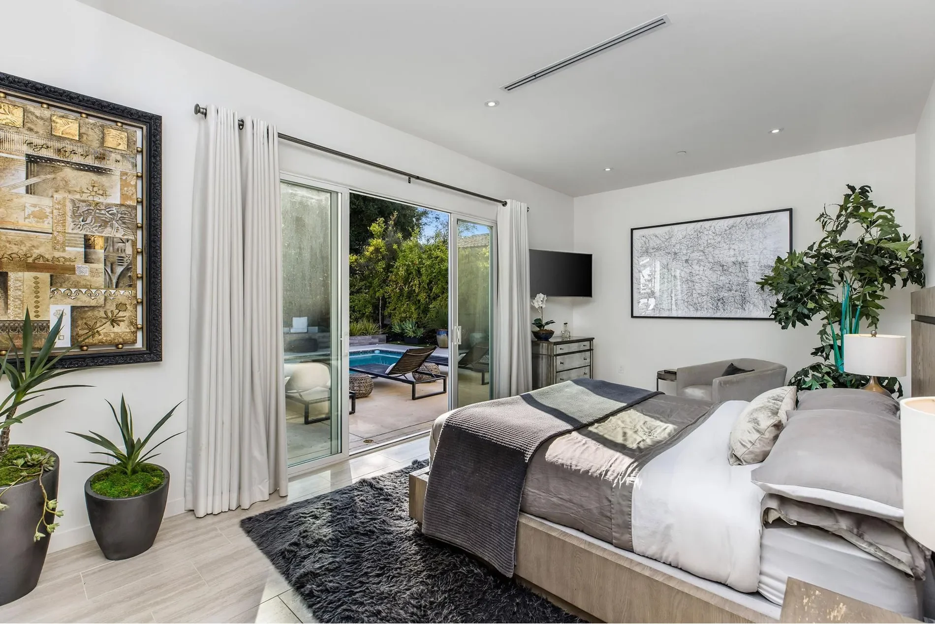 207 SADDLEBOW Road, Bell Canyon, California, United States. - Photo 4