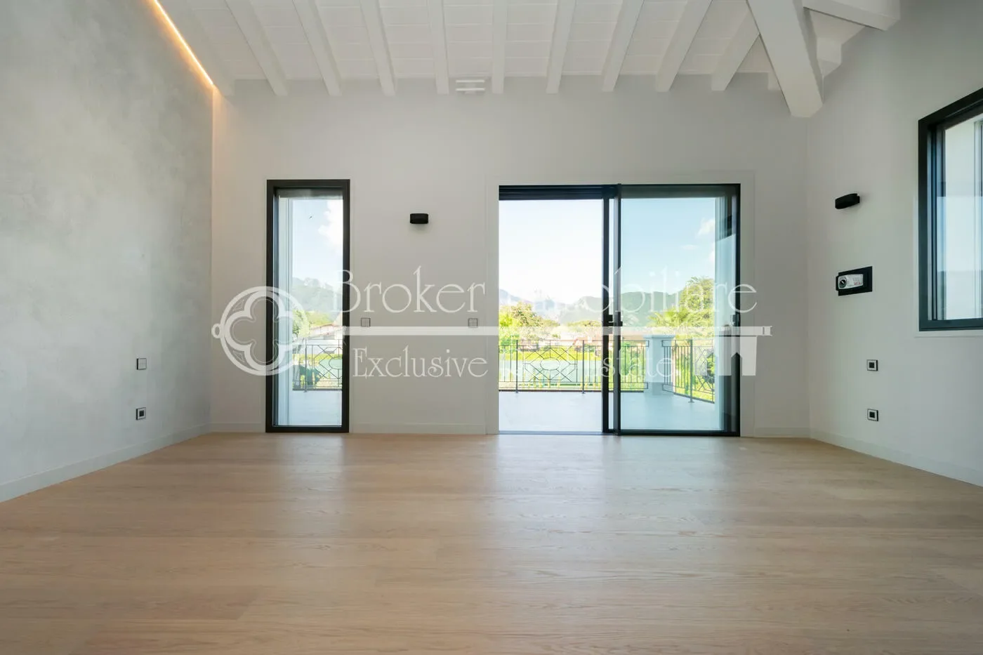 Gallery photo 5