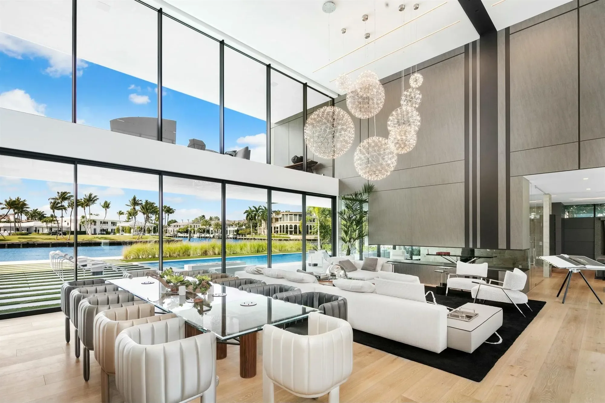 2633 Spanish River Road, Boca Raton, Florida, United States. - Photo 9