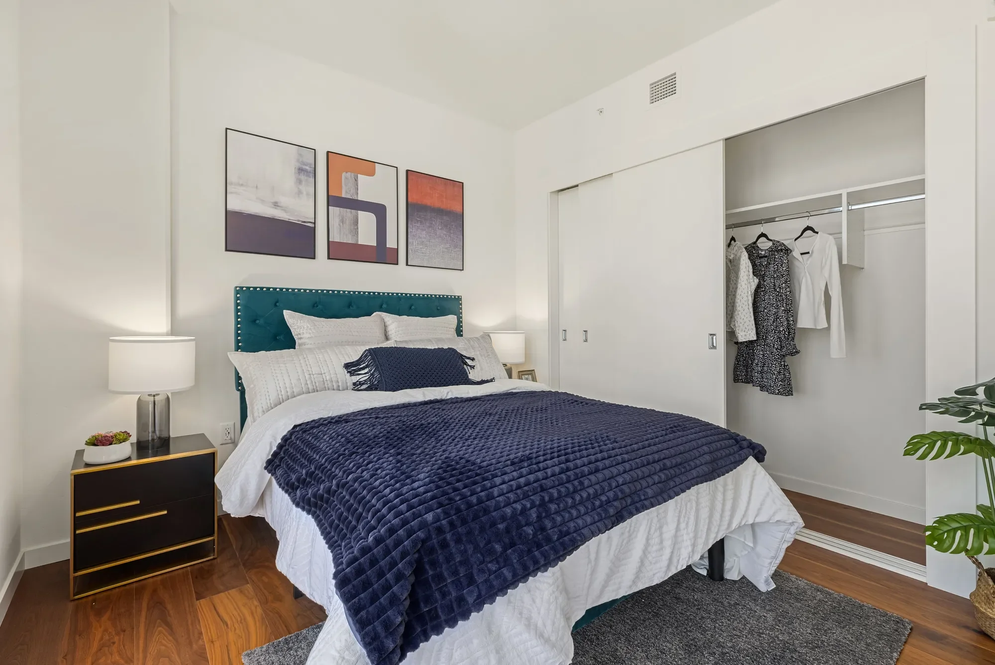 800 Columbia Street Unit #2005 , Seattle, WA 98104, Seattle, Washington, United States. - Photo 52
