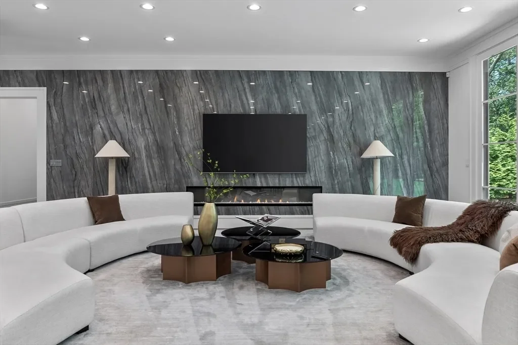 138 Woodland Road, Brookline, Massachusetts, United States. - Photo 13