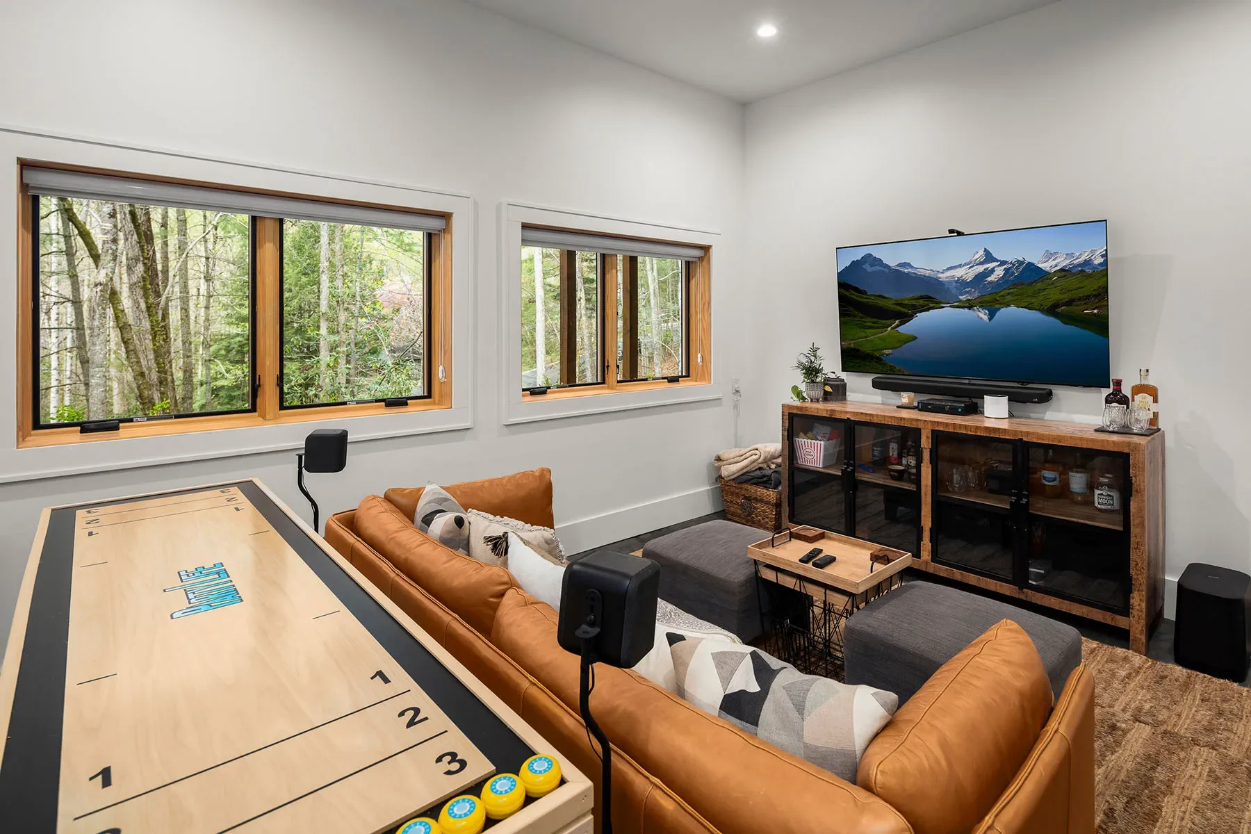 146 Timber Creek Road, Hendersonville, NC 28739, Laurel Park, North Carolina, United States. - Photo 26