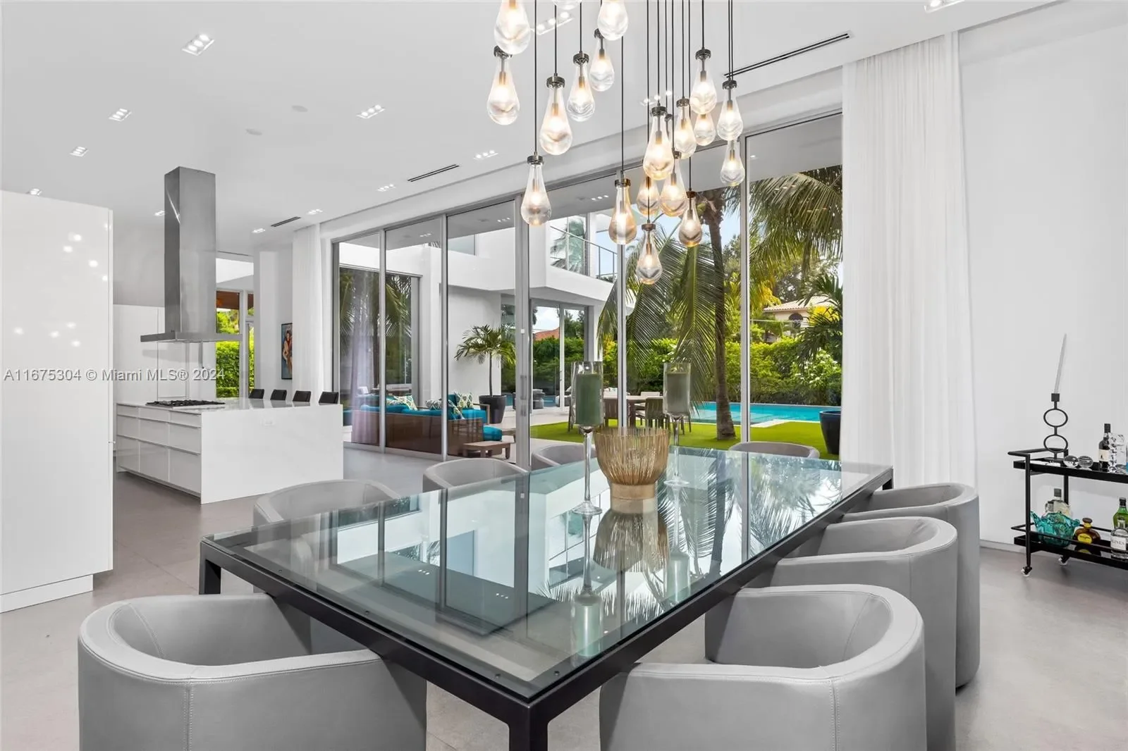 65 S Hibiscus Dr, Miami Beach, Florida, United States. - Photo 37