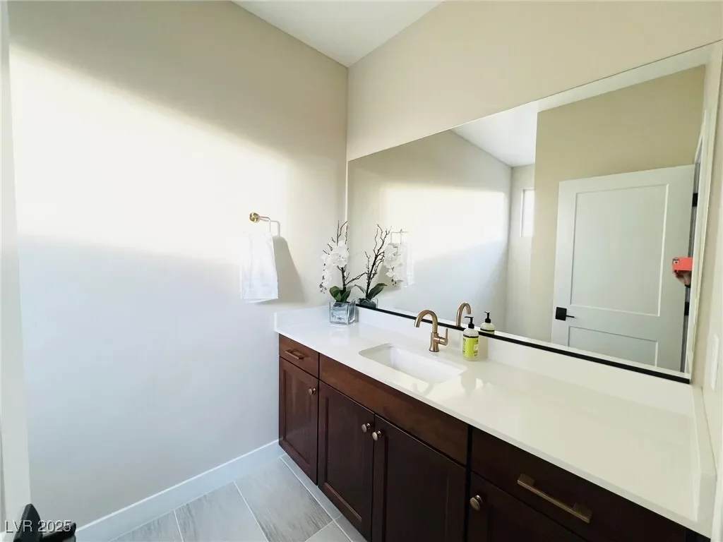 210 Abbey Hill Street, Henderson, Nevada, United States. - Photo 17