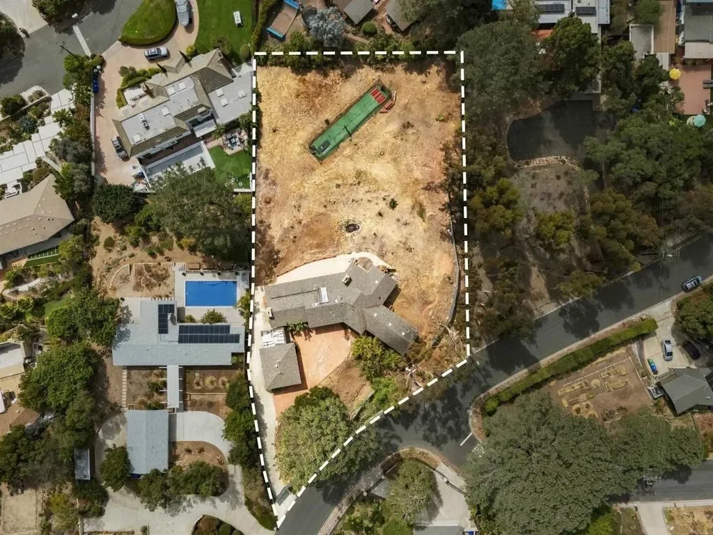 1645 Los Altos, San Diego, California, United States. - Photo 3