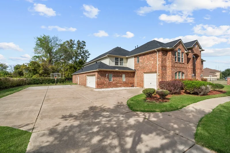 4502 Creek Point Lane, Missouri City, TX 77459, Missouri City, Texas, United States. - Photo 7
