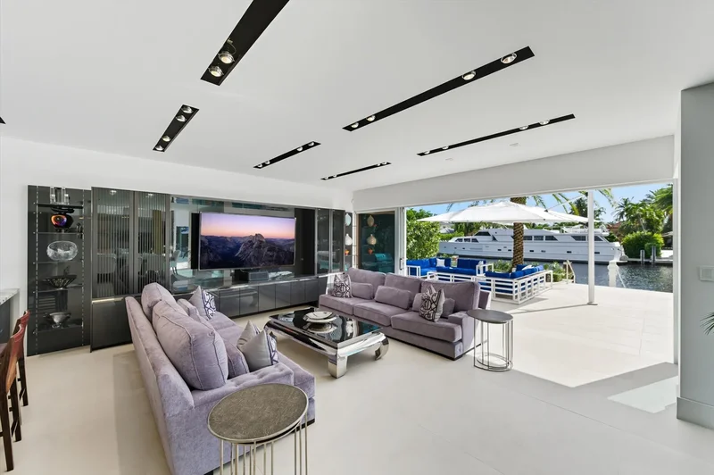 14 N Isla Bahia Dr , Fort Lauderdale, FL 33316, Fort Lauderdale, Florida, United States. - Photo 25