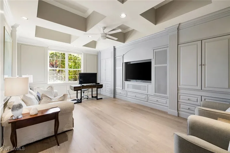 707 Hickory Road, Naples, Florida, United States. - Photo 26