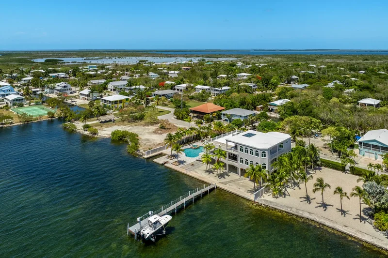3742 Seagrape Street, Big Pine Key, FL 33043, Big Pine Key, Florida, United States. - Photo 7