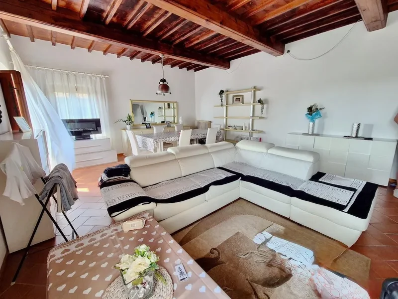 Building/Palace for sale in San Giovanni Alla Vena, Vicopisano (PI)
