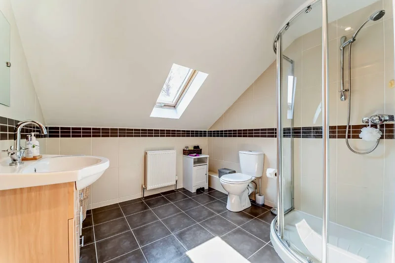 Lochside House, West Glen Road, Houston, Johnstone, Renfrewshire, Houston, Scotland, United Kingdom. - Photo 35
