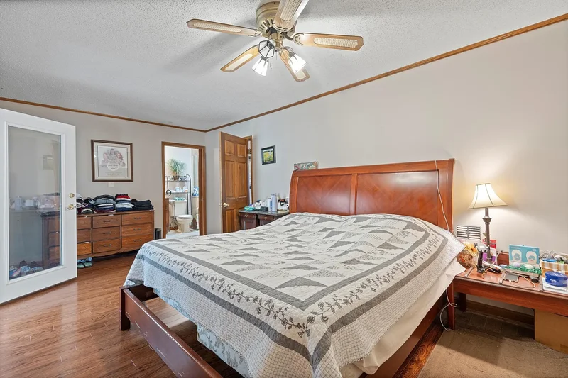 1360 County Road 11 , Scottsboro, AL 35768, Hytop, Alabama, United States. - Photo 13