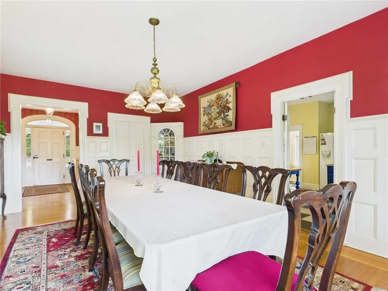 204 Spencer Avenue, Warwick, Rhode Island, United States. - Photo 14