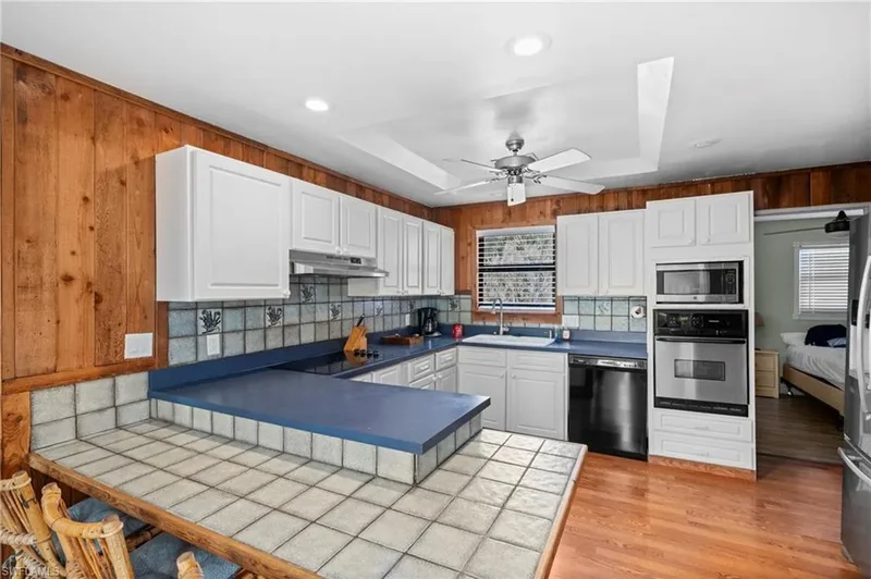 210 Miramar ST, Fort Myers Beach, Florida, United States. - Photo 6