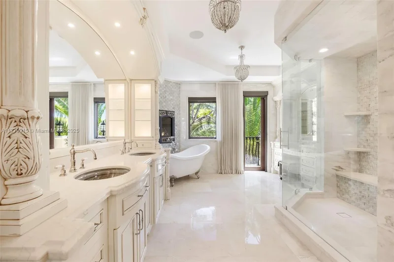 6016 Leonardo St, Coral Gables, Florida, United States. - Photo 30