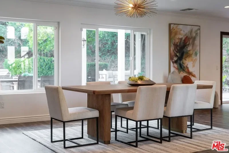 3831 Saint Johnswood Drive, Los Angeles, California, United States. - Photo 5