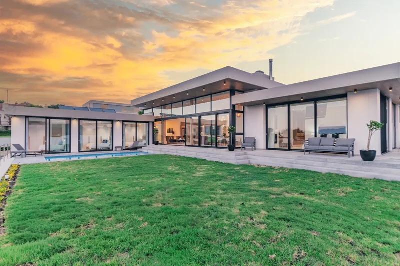 The Luxe Motor Vault – Exclusive Living for the Discerning Car Collector, Cape Town - South Africa
